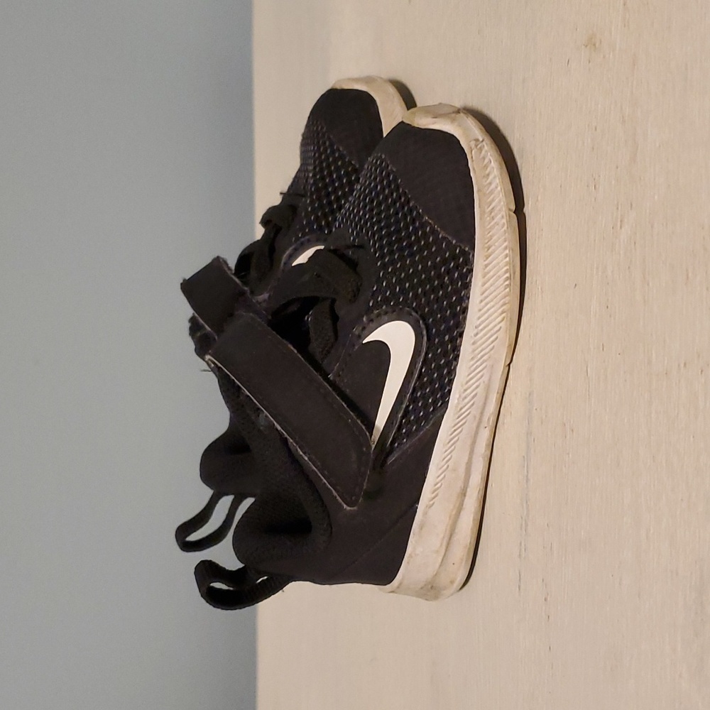 Toddler nike tennis shoes